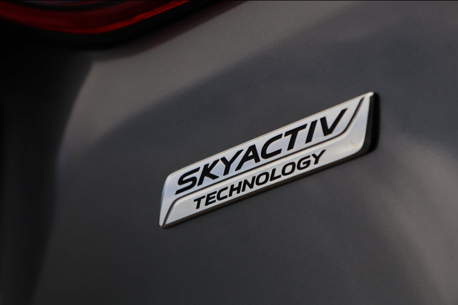 Mazda 6 Sportbreak 2.5 SkyActiv-G 194 / SCHUIFDAK / MEMORY / HUD / ACC / BOSE / CAMERA