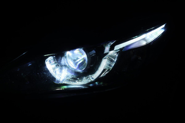 Mazda 6 Sportbreak 2.5 SkyActiv-G 194 / SCHUIFDAK / MEMORY / HUD / ACC / BOSE / CAMERA