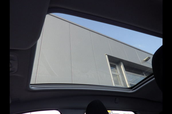 Peugeot 2008 1.2 Blue Lion, Panodak, Airco, Cruise, NL/NAP!