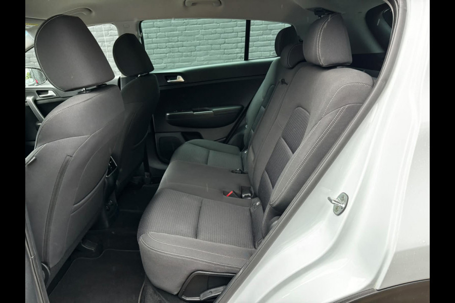 Kia Sportage 1.6 GDI Design Edition CAMERA|TREKHAAK|NAVI|140737KM|PDC