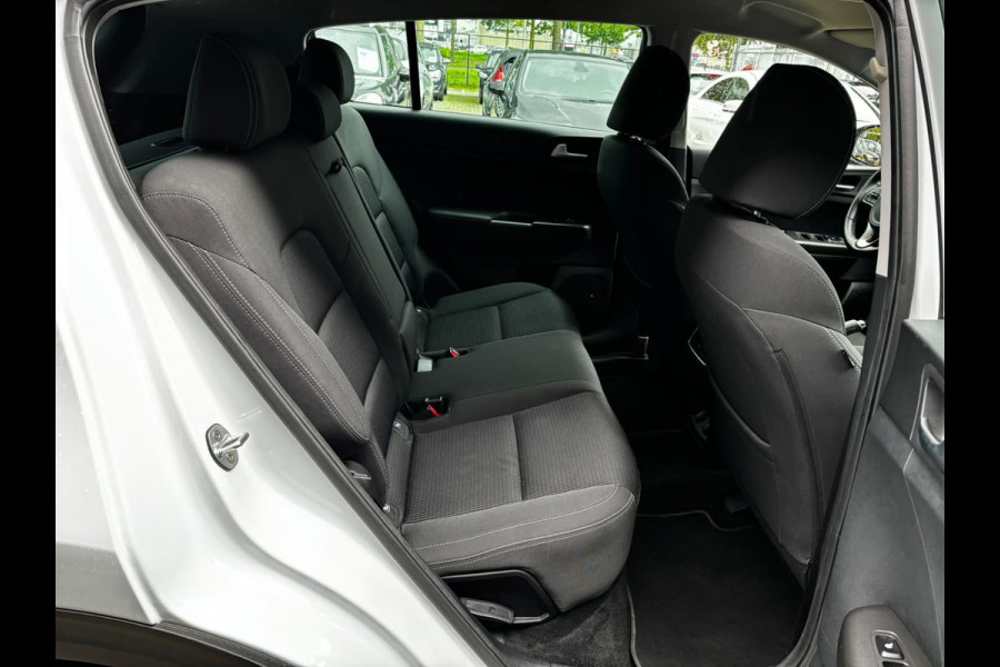 Kia Sportage 1.6 GDI Design Edition CAMERA|TREKHAAK|NAVI|140737KM|PDC