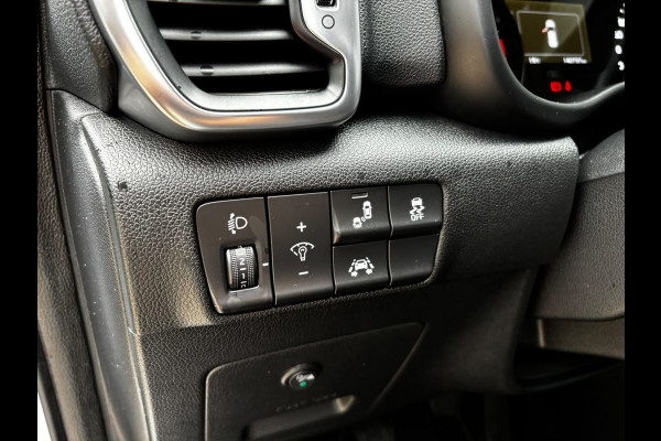 Kia Sportage 1.6 GDI Design Edition CAMERA|TREKHAAK|NAVI|140737KM|PDC
