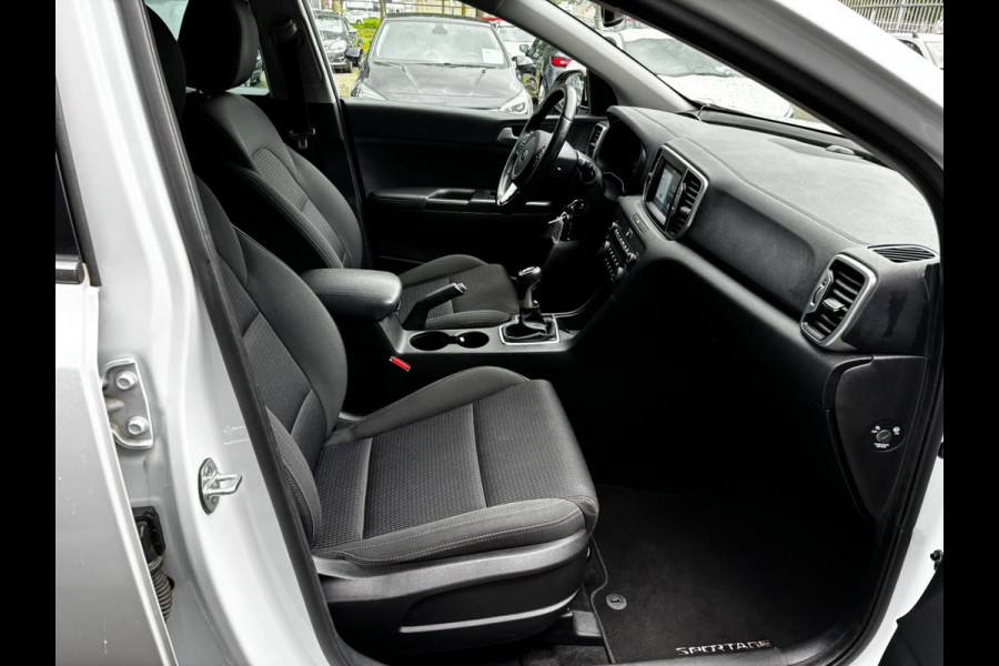 Kia Sportage 1.6 GDI Design Edition CAMERA|TREKHAAK|NAVI|140737KM|PDC