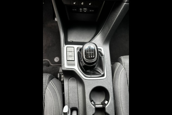Kia Sportage 1.6 GDI Design Edition CAMERA|TREKHAAK|NAVI|140737KM|PDC