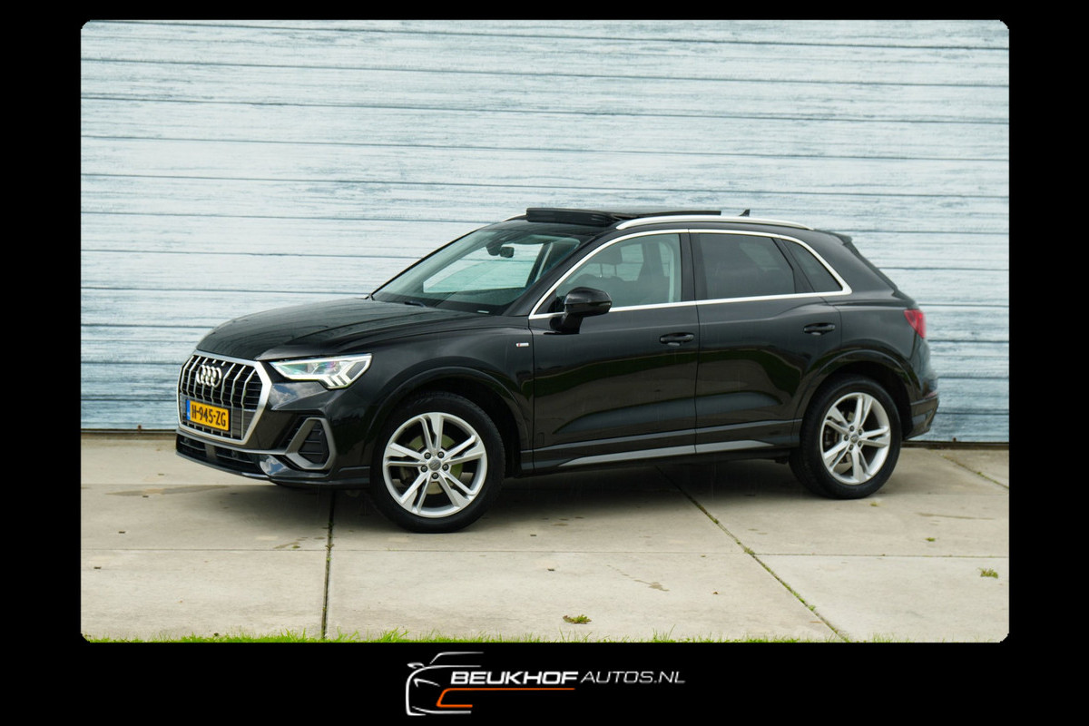 Audi Q3 35 TFSI S-Line Automaat Pano Trekhaak Leer Xenon Cam