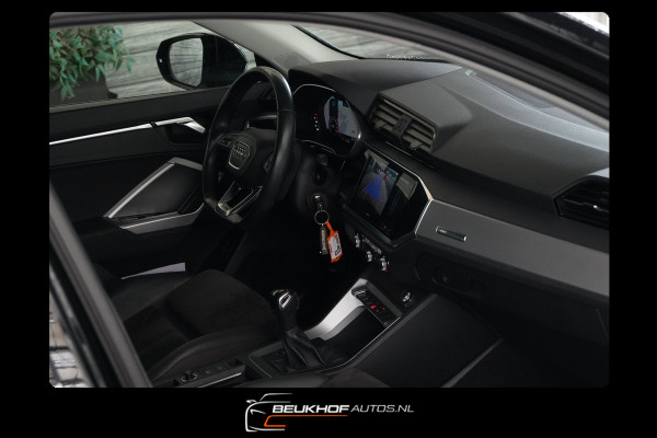 Audi Q3 35 TFSI S-Line Automaat Pano Trekhaak Leer Xenon Cam