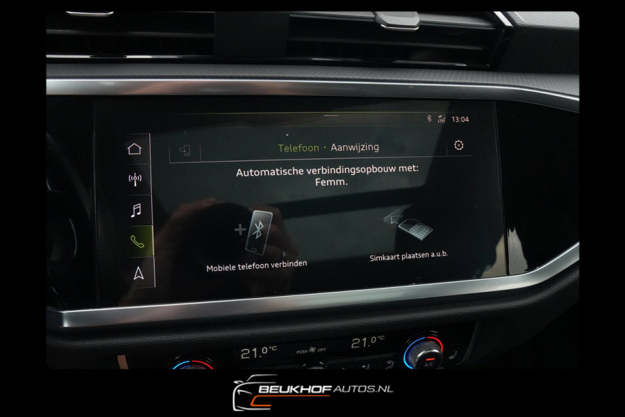 Audi Q3 35 TFSI S-Line Automaat Pano Trekhaak Leer Xenon Cam