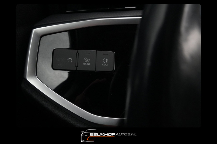 Audi Q3 35 TFSI S-Line Automaat Pano Trekhaak Leer Xenon Cam