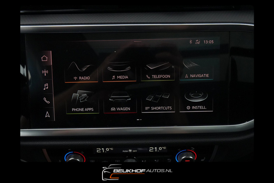 Audi Q3 35 TFSI S-Line Automaat Pano Trekhaak Leer Xenon Cam