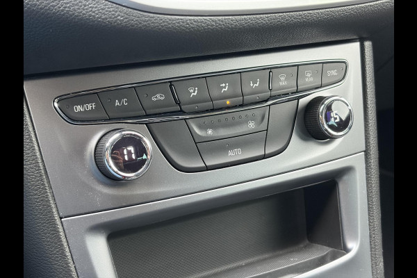 Opel Astra Sports Tourer 1.4 Turbo 120 Jaar Edition ✓150pk✓Carplay✓Navi✓Trekhaak✓Pdc V+A✓Clima✓Cruise✓6 Bak✓Lm velgen✓N.A.P✓Apk tot 02-2028
