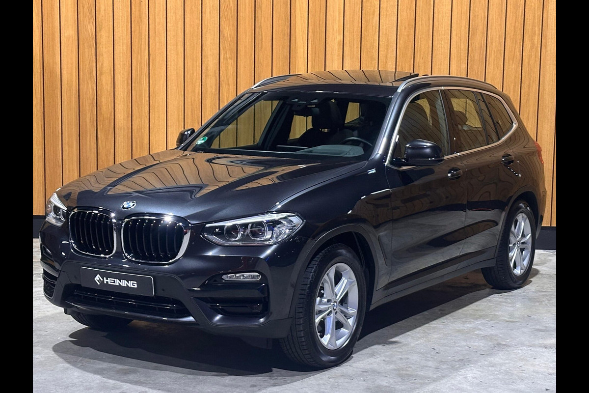 BMW X3 xDrive20i High Executive Launch Edition
