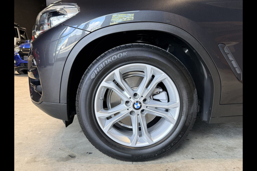BMW X3 xDrive20i High Executive Launch Edition
