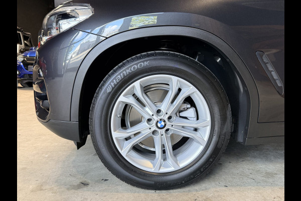 BMW X3 xDrive20i High Executive Launch Edition