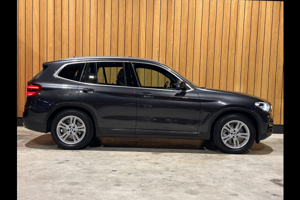 BMW X3 xDrive20i High Executive Launch Edition
