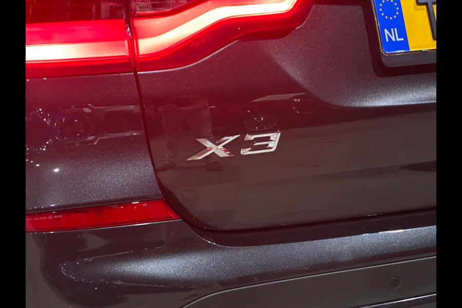 BMW X3 xDrive20i High Executive Launch Edition