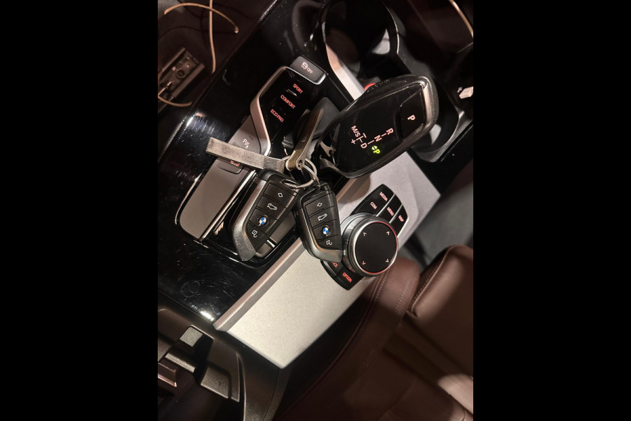BMW X3 xDrive20i High Executive Launch Edition