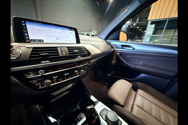 BMW X3 xDrive20i High Executive Launch Edition