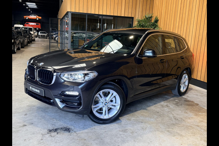 BMW X3 xDrive20i High Executive Launch Edition