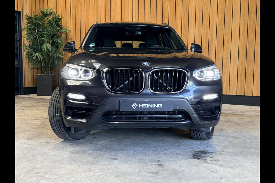 BMW X3 xDrive20i High Executive Launch Edition