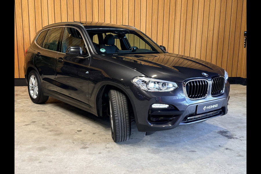 BMW X3 xDrive20i High Executive Launch Edition