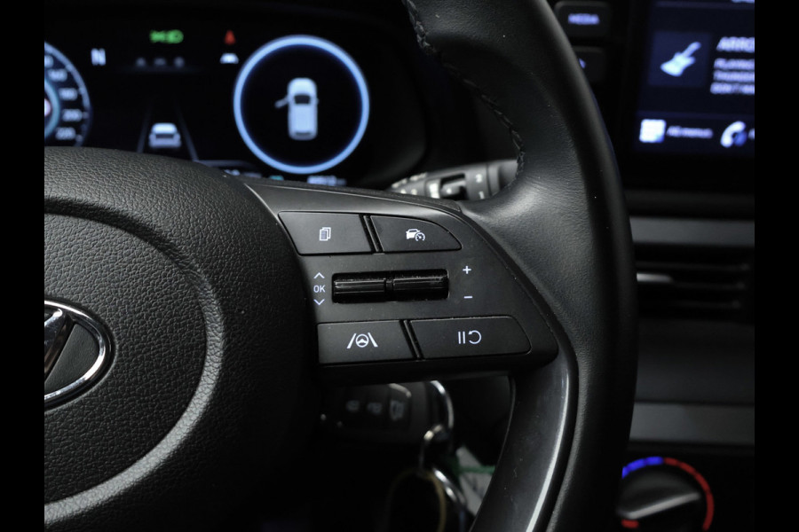 Hyundai i20 1.0 T-GDI Comfort Sport 100PK (APPLE CARPLAY,NAVI,CAMERA,CLIMATE,CRUISE,LED,SPORTSTOELEN,LM VELGEN,NETTE STAAT)