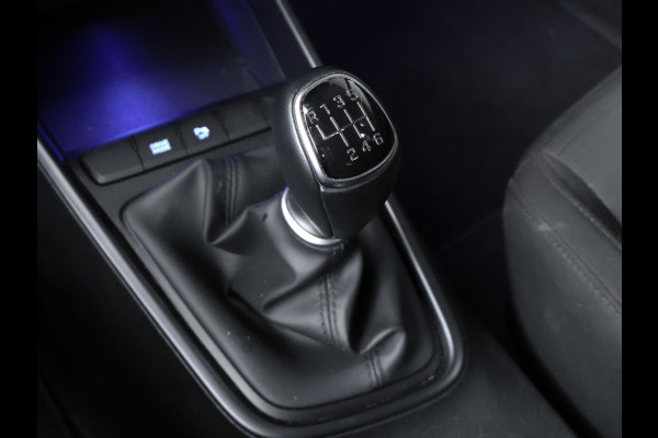 Hyundai i20 1.0 T-GDI Comfort Sport 100PK (APPLE CARPLAY,NAVI,CAMERA,CLIMATE,CRUISE,LED,SPORTSTOELEN,LM VELGEN,NETTE STAAT)