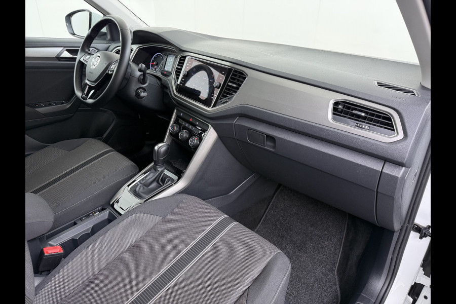 Volkswagen T-Roc 1.5TSI 150PK Automaat Adap.Cruise Apple Carplay Android Auto Navi* Airco Pdc Style Bluetooth Lmv Isofix Led Licht-/Regensensor Origineel Nederlandse Auto