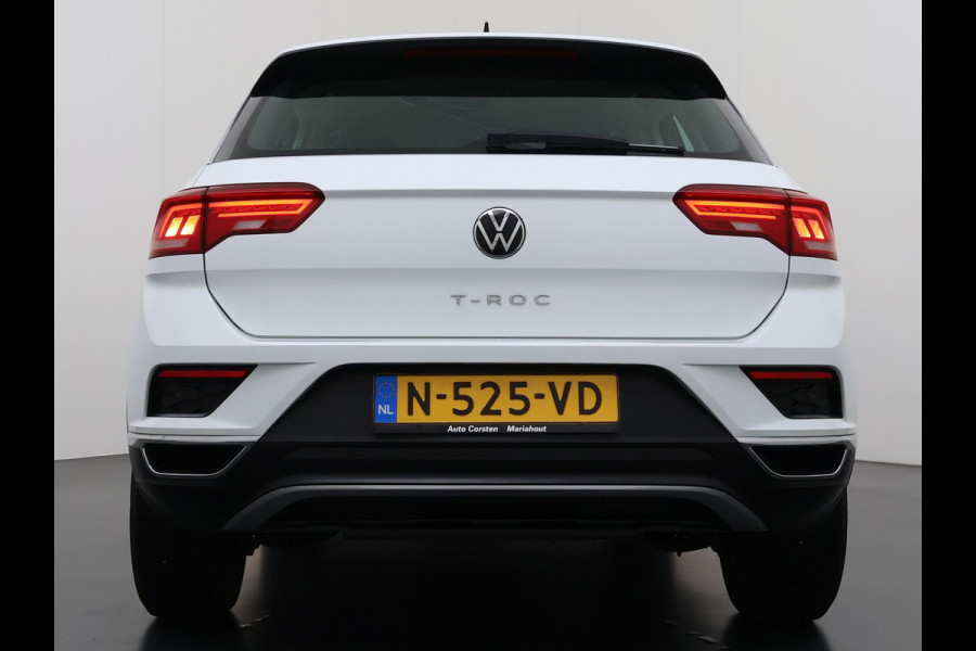 Volkswagen T-Roc 1.5TSI 150PK Automaat Adap.Cruise Apple Carplay Android Auto Navi* Airco Pdc Style Bluetooth Lmv Isofix Led Licht-/Regensensor Origineel Nederlandse Auto