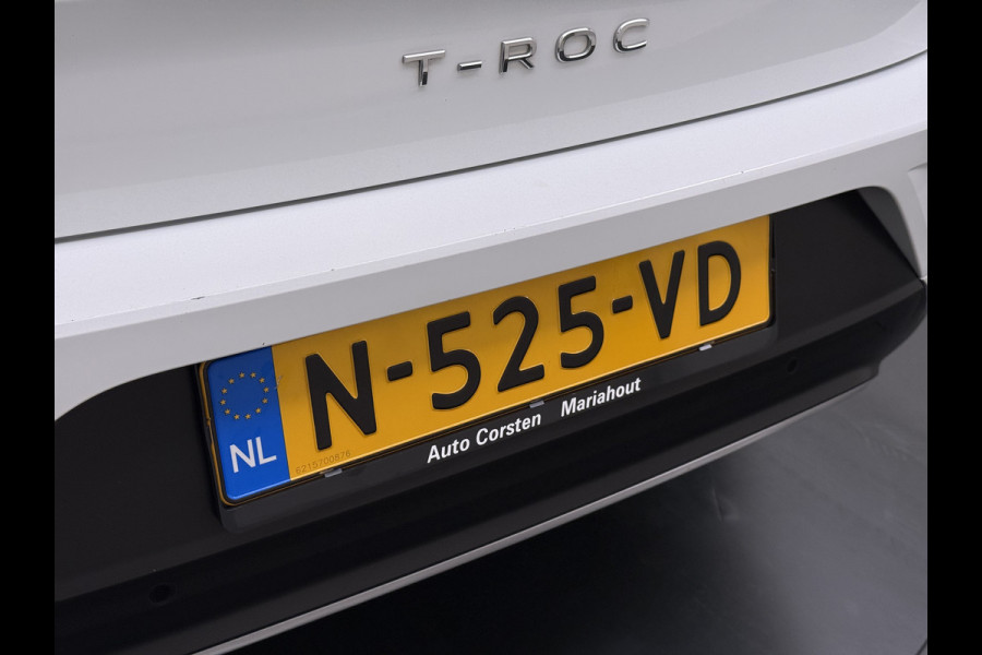 Volkswagen T-Roc 1.5TSI 150PK Automaat Adap.Cruise Apple Carplay Android Auto Navi* Airco Pdc Style Bluetooth Lmv Isofix Led Licht-/Regensensor Origineel Nederlandse Auto