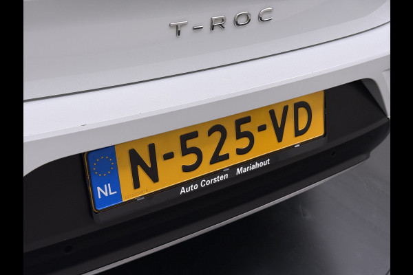 Volkswagen T-Roc 1.5TSI 150PK Automaat Adap.Cruise Apple Carplay Android Auto Navi* Airco Pdc Style Bluetooth Lmv Isofix Led Licht-/Regensensor Origineel Nederlandse Auto