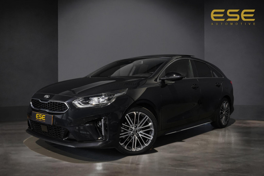 Kia ProCeed 1.4 T-GDI GT-PlusLine | Panorama | Carplay | Camera | Navigatie | Stoel/Stuur verwarming