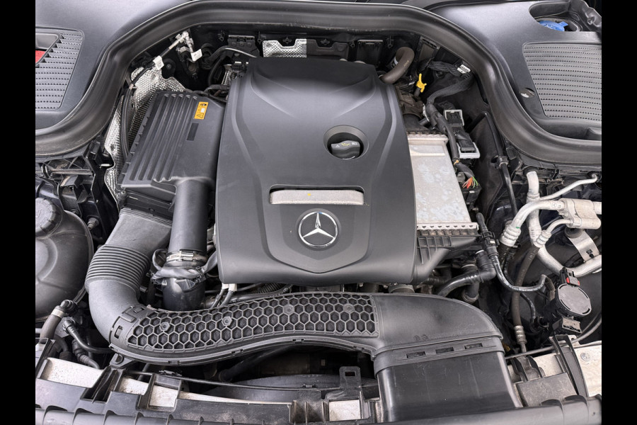 Mercedes-Benz GLC GLC 250 4M AMG line | Panorama LED Comand Stoelverwarming
