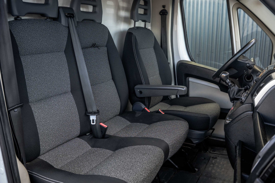 Fiat Ducato Al-Ko | 6-meter | 3-Zits | Camera | Cruise | Navi | Airco