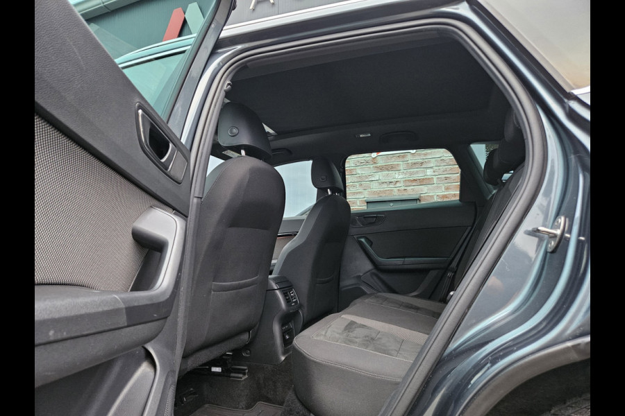 Seat Ateca 1.5 TSI FR Business Intense Trekhaak! 150PK! LED! Schuif/Panoramadak! Carplay!