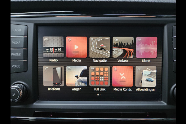 Seat Ateca 1.5 TSI FR Business Intense Trekhaak! 150PK! LED! Schuif/Panoramadak! Carplay!