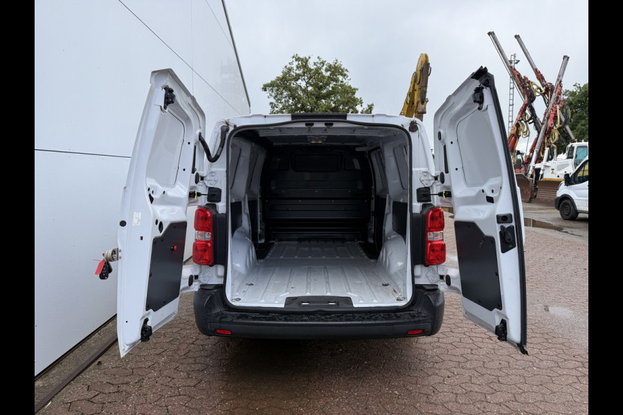 Toyota ProAce Electric Worker 75kWh 136PK L3 348km WLTP EV Snelladen Climate control Cruise control Laadkabel