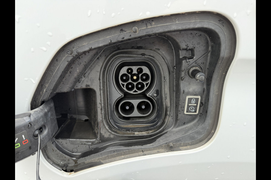 Toyota ProAce Electric Worker 75kWh 136PK L3 348km WLTP EV Snelladen Climate control Cruise control Laadkabel