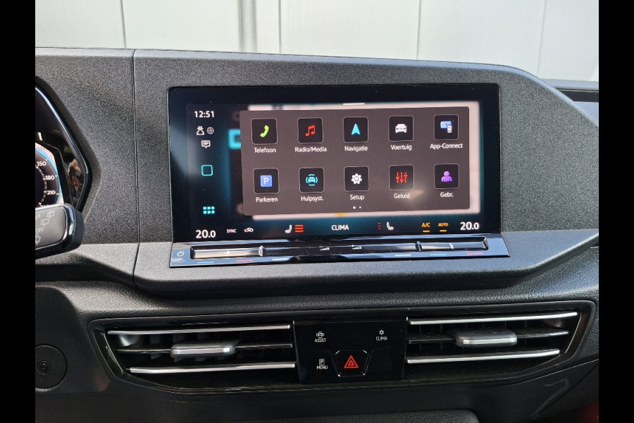 Volkswagen Caddy Maxi 1.5 TSI 115pk DSG AUT. * 7 Persoons * 13.000KM! * Navigatiesysteem * Stoelverwarming * ParkeerCamera *