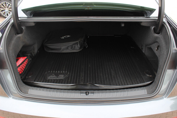 Audi A6 Limousine 55 TFSI e quattro Competition / Full option! / SoH 88% / Trekhaak / Panoramadak / 360Camera / Head-up / Softclose / Keyless / B&O / RS Seats / 19'' / Stoelmassage+Ventilatie / Stuurverwarming / Dodehoek / DAB / ACC
