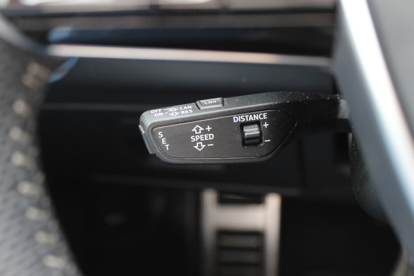 Audi A6 Limousine 55 TFSI e quattro Competition / Full option! / SoH 88% / Trekhaak / Panoramadak / 360Camera / Head-up / Softclose / Keyless / B&O / RS Seats / 19'' / Stoelmassage+Ventilatie / Stuurverwarming / Dodehoek / DAB / ACC