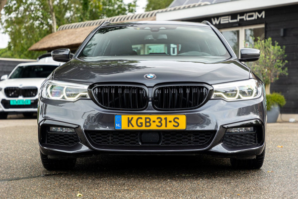 BMW 5 Serie Touring 540i xDrive M-Sport I Bowers & Wilkins I Panoramadak I Stoelkoeling & verwarming I 20" Breedset nieuw