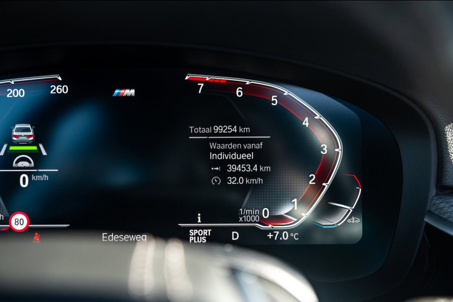 BMW 5 Serie Touring 540i xDrive M-Sport I Bowers & Wilkins I Panoramadak I Stoelkoeling & verwarming I 20" Breedset nieuw