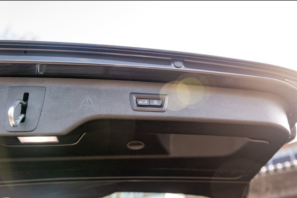 BMW 5 Serie Touring 540i xDrive M-Sport I Bowers & Wilkins I Panoramadak I Stoelkoeling & verwarming I 20" Breedset nieuw
