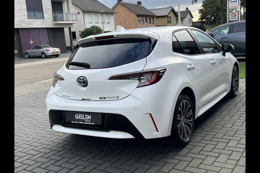 Toyota Corolla 1.8 Hybrid Style Plus | Dodehoekherkenning, 17 inch, Stoel + Stuurverwarming, Parkeersensoren