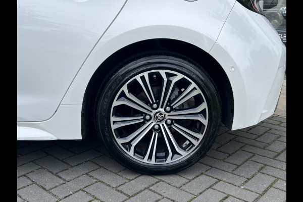 Toyota Corolla 1.8 Hybrid Style Plus | Dodehoekherkenning, 17 inch, Stoel + Stuurverwarming, Parkeersensoren