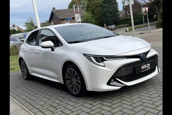 Toyota Corolla 1.8 Hybrid Style Plus | Dodehoekherkenning, 17 inch, Stoel + Stuurverwarming, Parkeersensoren