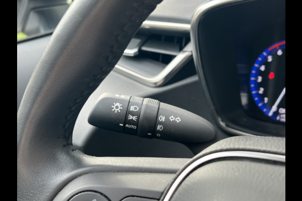 Toyota Corolla 1.8 Hybrid Style Plus | Dodehoekherkenning, 17 inch, Stoel + Stuurverwarming, Parkeersensoren