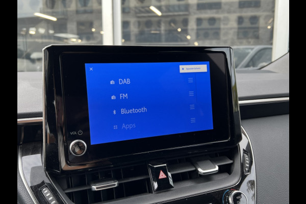Toyota Corolla 1.8 Hybrid Style Plus | Dodehoekherkenning, 17 inch, Stoel + Stuurverwarming, Parkeersensoren