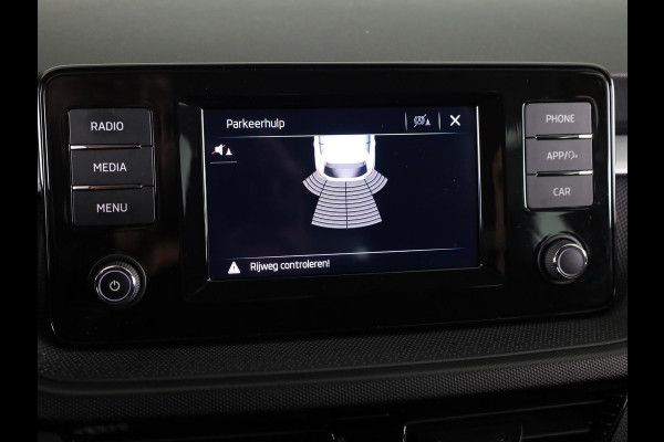 Škoda Fabia 1.0 TSI Ambition 95 pk | Navigatie via App | Parkeersensoren achter | Cruise control | LED koplampen | Apple Carplay/Android Auto |