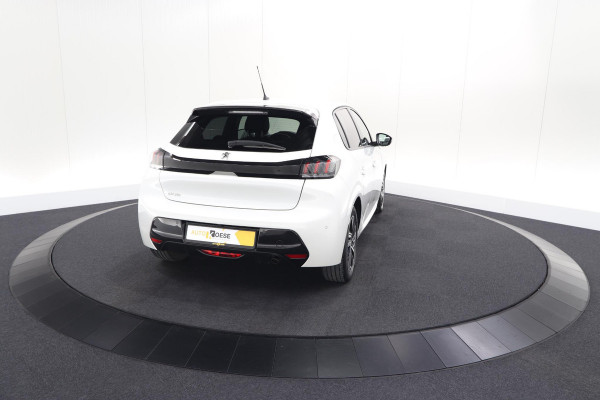 Peugeot 208 PureTech 100 Allure | Afneembare Trekhaak | Camera | Apple Carplay | Parkeersensoren